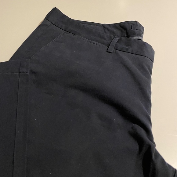 Luxury brand pants - Picture 3 of 6